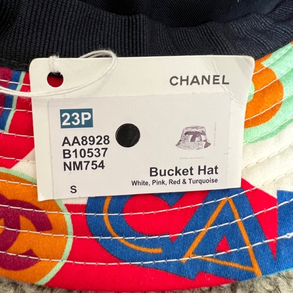 NWT Chanel Street Style Wide-Brimmed Bucket 2023 Multi-Color Small Hat - Picture 8 of 8